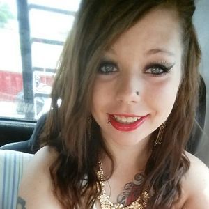 Meet your Posher, Christina